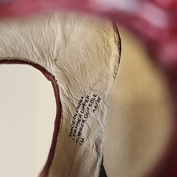 Michael Kors Sandal - Picture 12 of 12